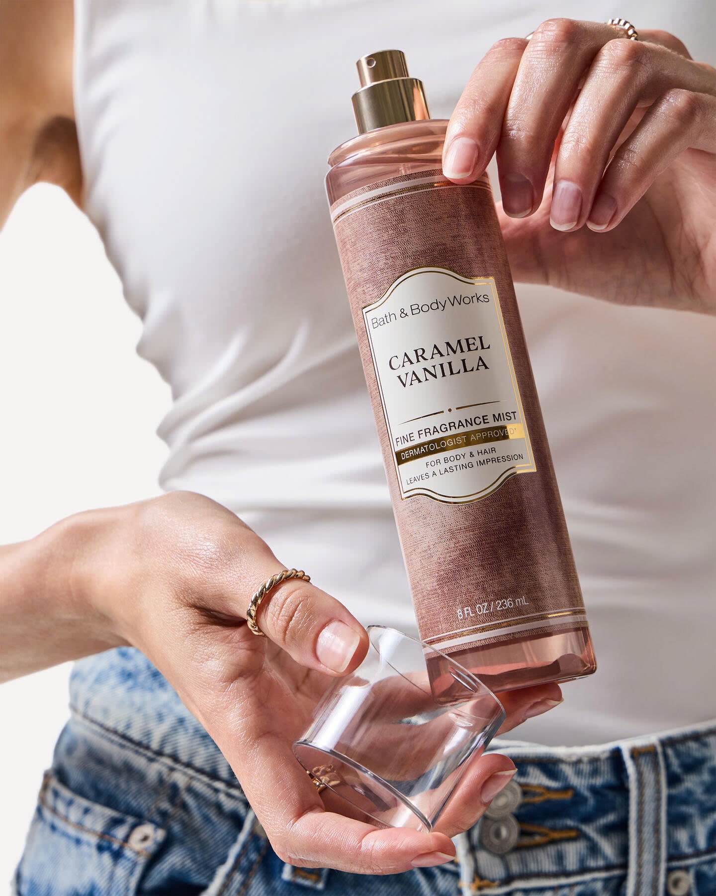 Bath & Body Works Caramel Vanilla
Fine Fragrance Mist- 236ml